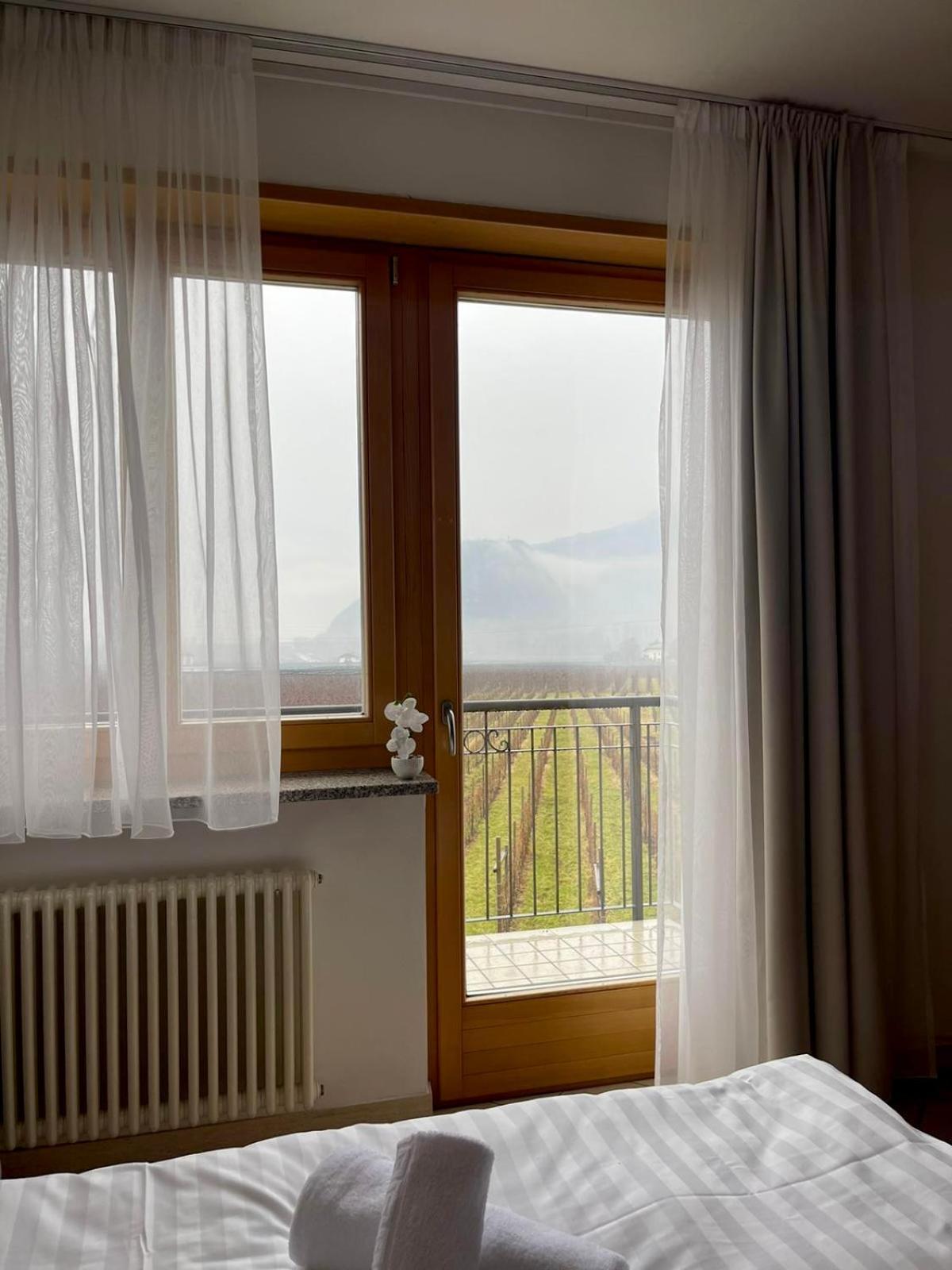 Hotel Goldenhof Ora / Auer Esterno foto